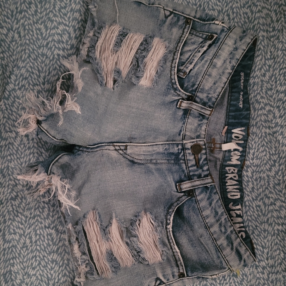 Volcom short